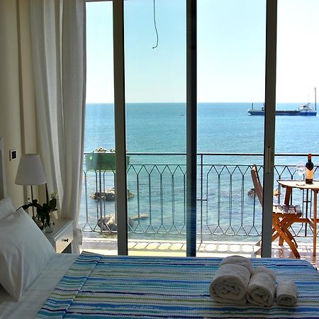 Taorminaxos Wonderful Seaview Apartment จีอาร์ดีนี นักซอส ภายนอก รูปภาพ