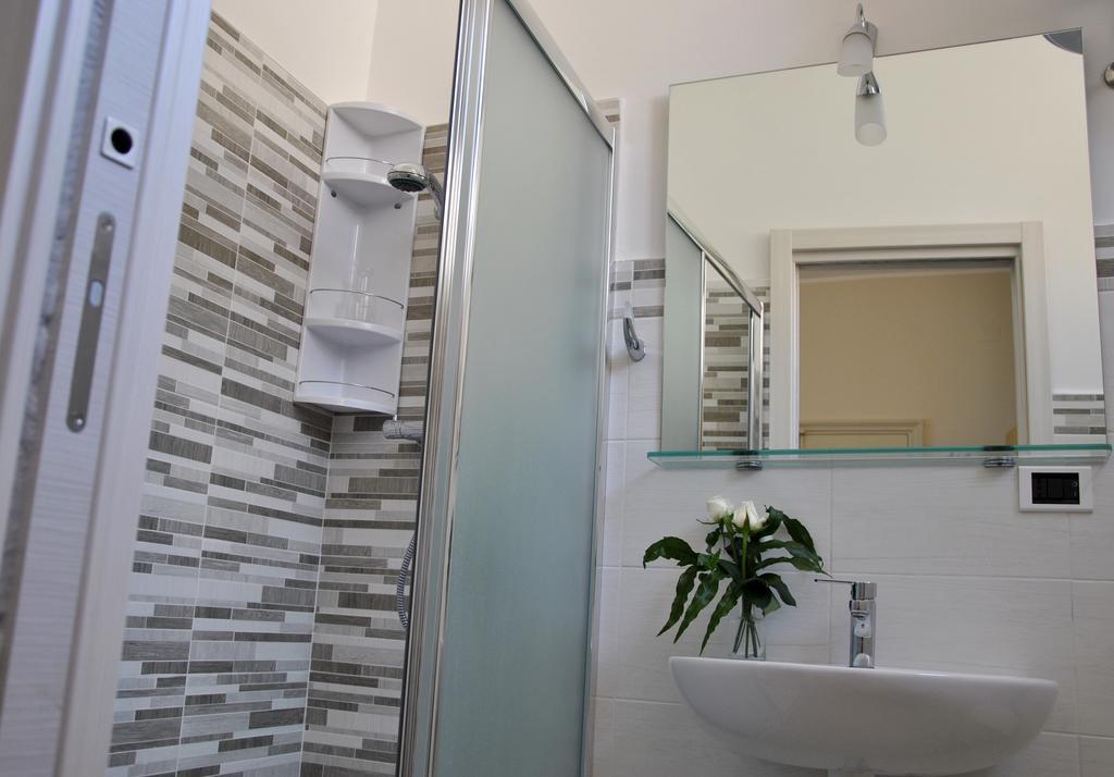 Taorminaxos Wonderful Seaview Apartment จีอาร์ดีนี นักซอส ภายนอก รูปภาพ